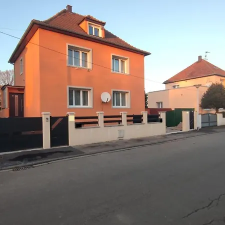 Marc - Classe Avec Parking *