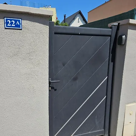 Marc - Classe Avec Parking *